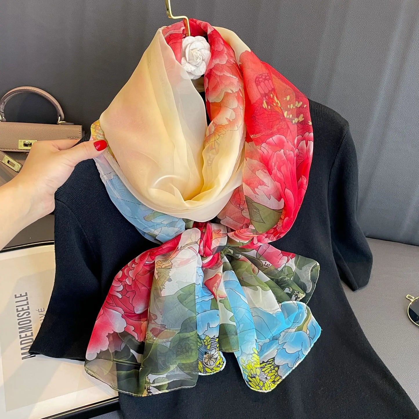 Silk Scarf Foulard Female Headbanda Luxury Hijab Women Soft Warm Pashmina Beach Scarves Echarpe Shawl Large Wrap Echarpe Bandana