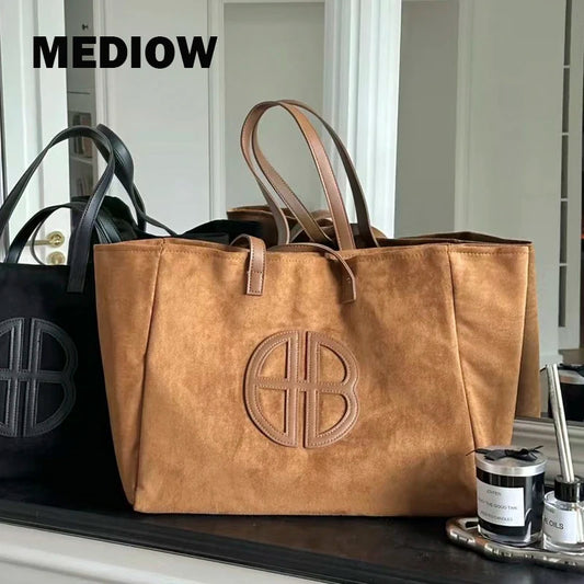 MEDIOW Large Capacity Casual Tote Bags For Women Luxury Designer Handbags Purses 2023 New In Faux Suede Vintage Letters Shoulder